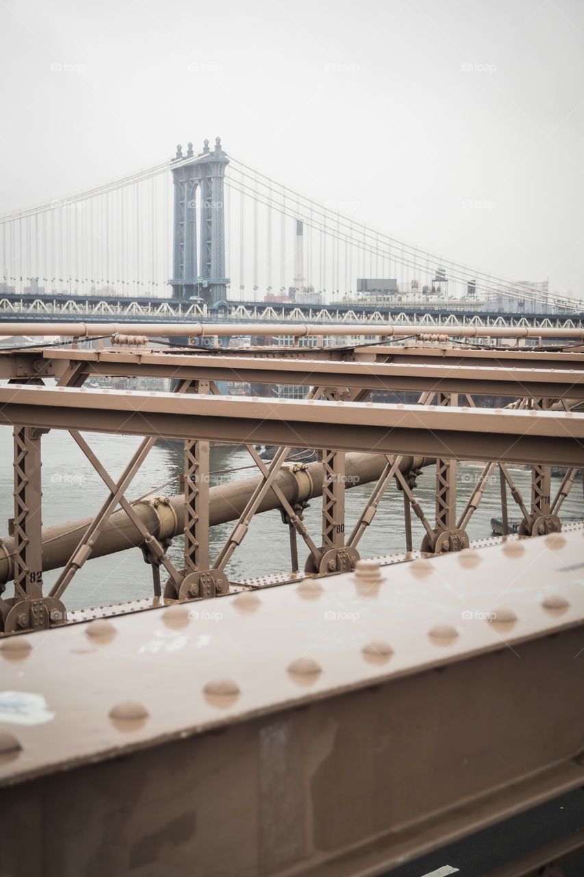 Manhattan bridge from Brooklyn bridge 