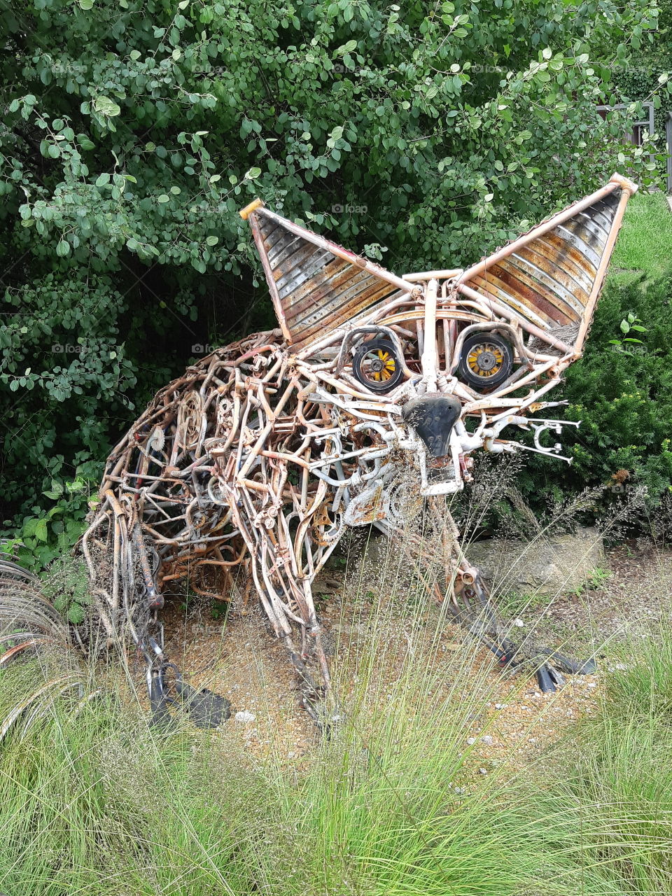 Fox statue