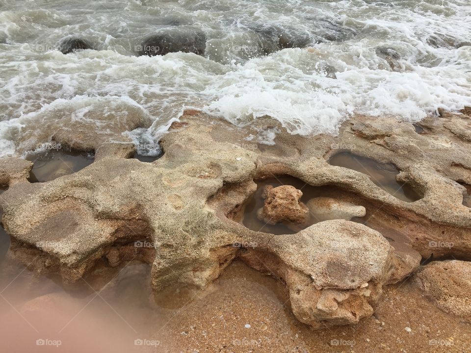 Beach rocks 