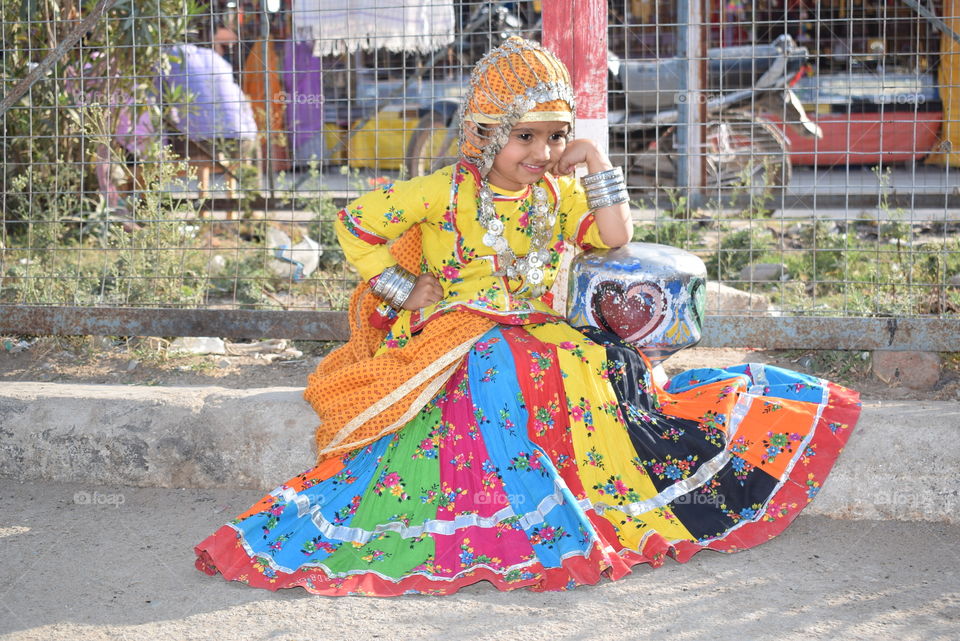 a pretty girl in Rajasthani dress up