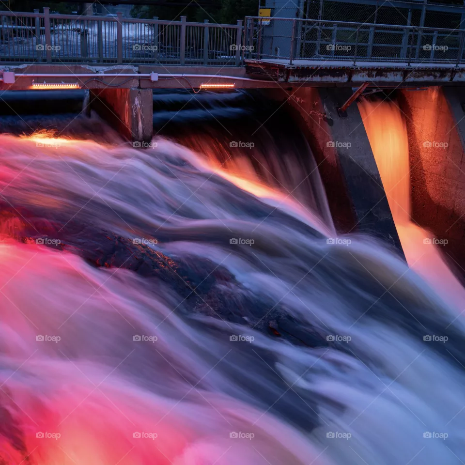 Colourful waves