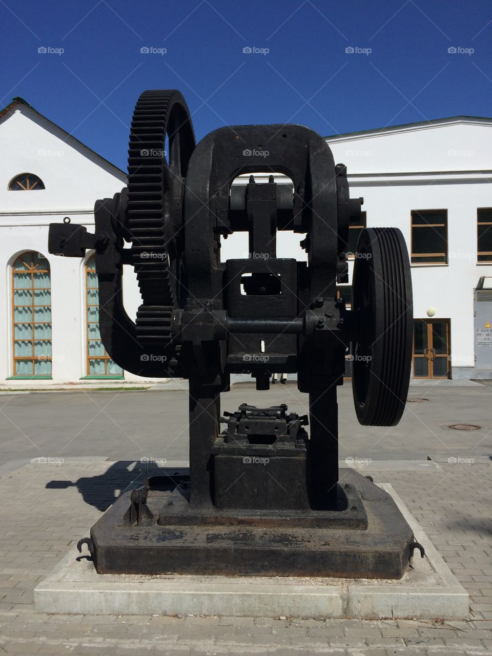 Metallurgical old mechanism