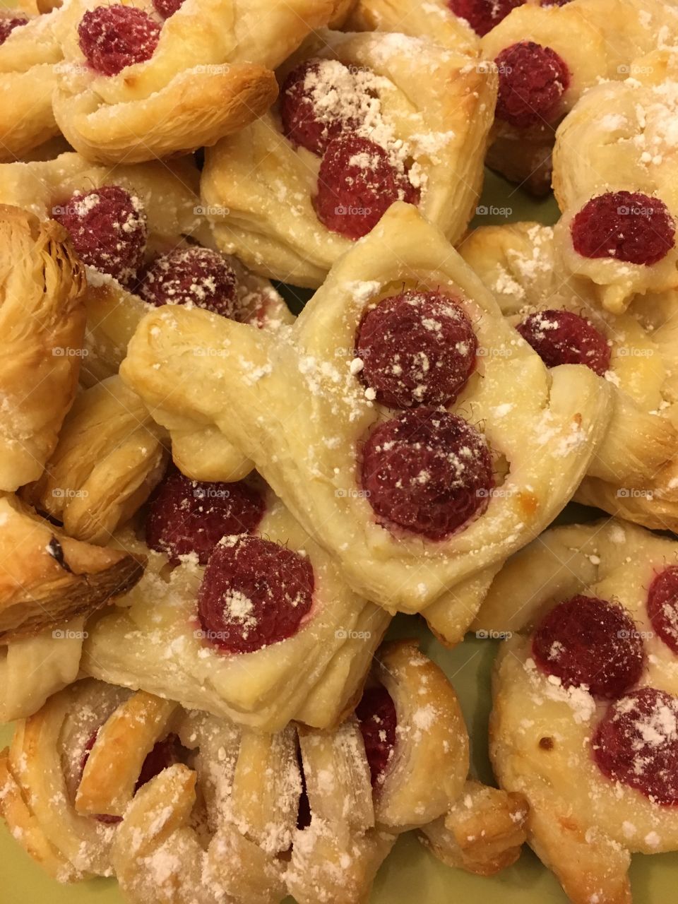 Raspberry pastries
