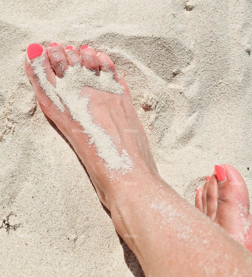 beach feet