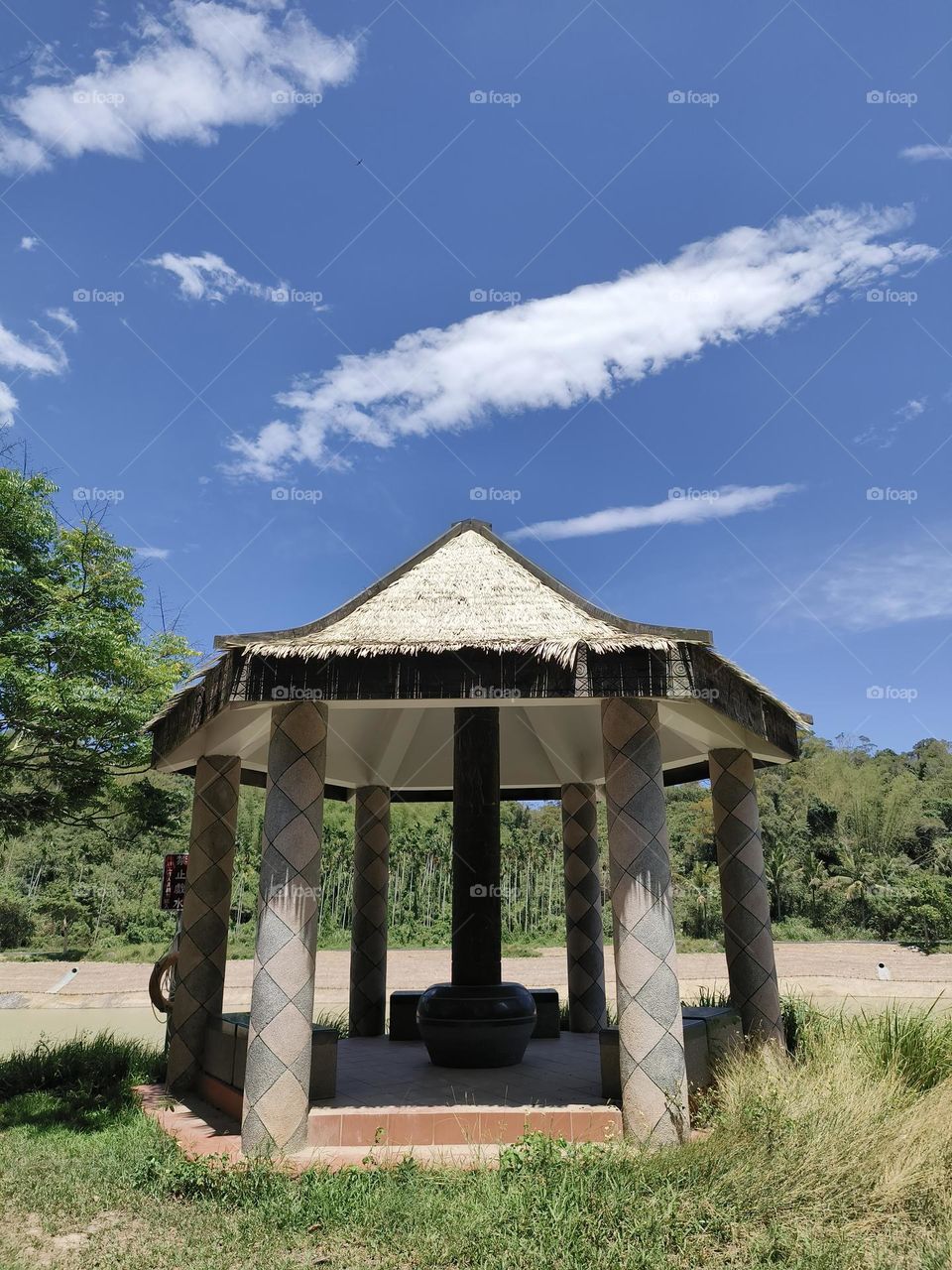 Dawu Township, the gazebo in the jinlong Lake Recreation Area