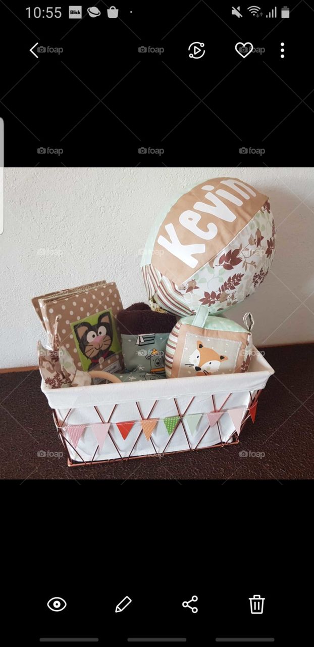 a gift from the bed for the birth of a child