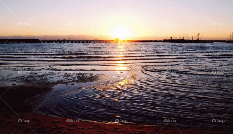 sunset sea purple light