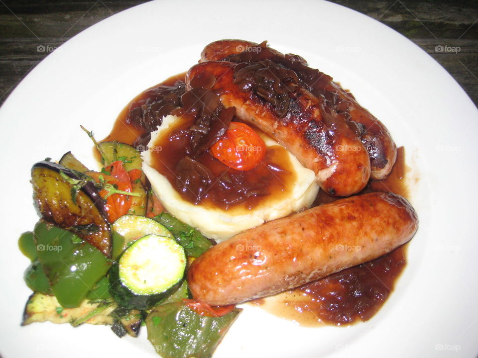 Good ole Bangers and Mash served up right in London