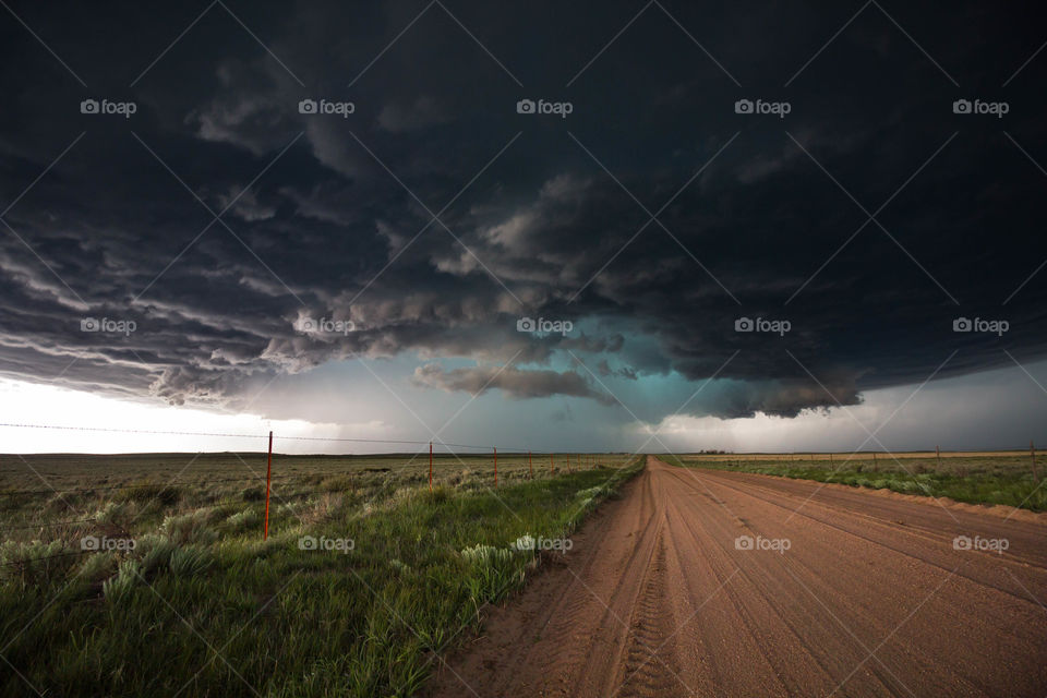 Rm approaches from the west in Eastern Colorado 2017