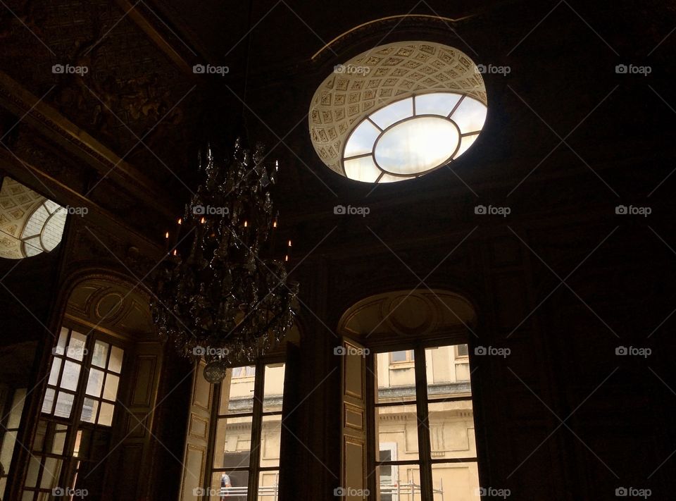 The windows and the shanderia