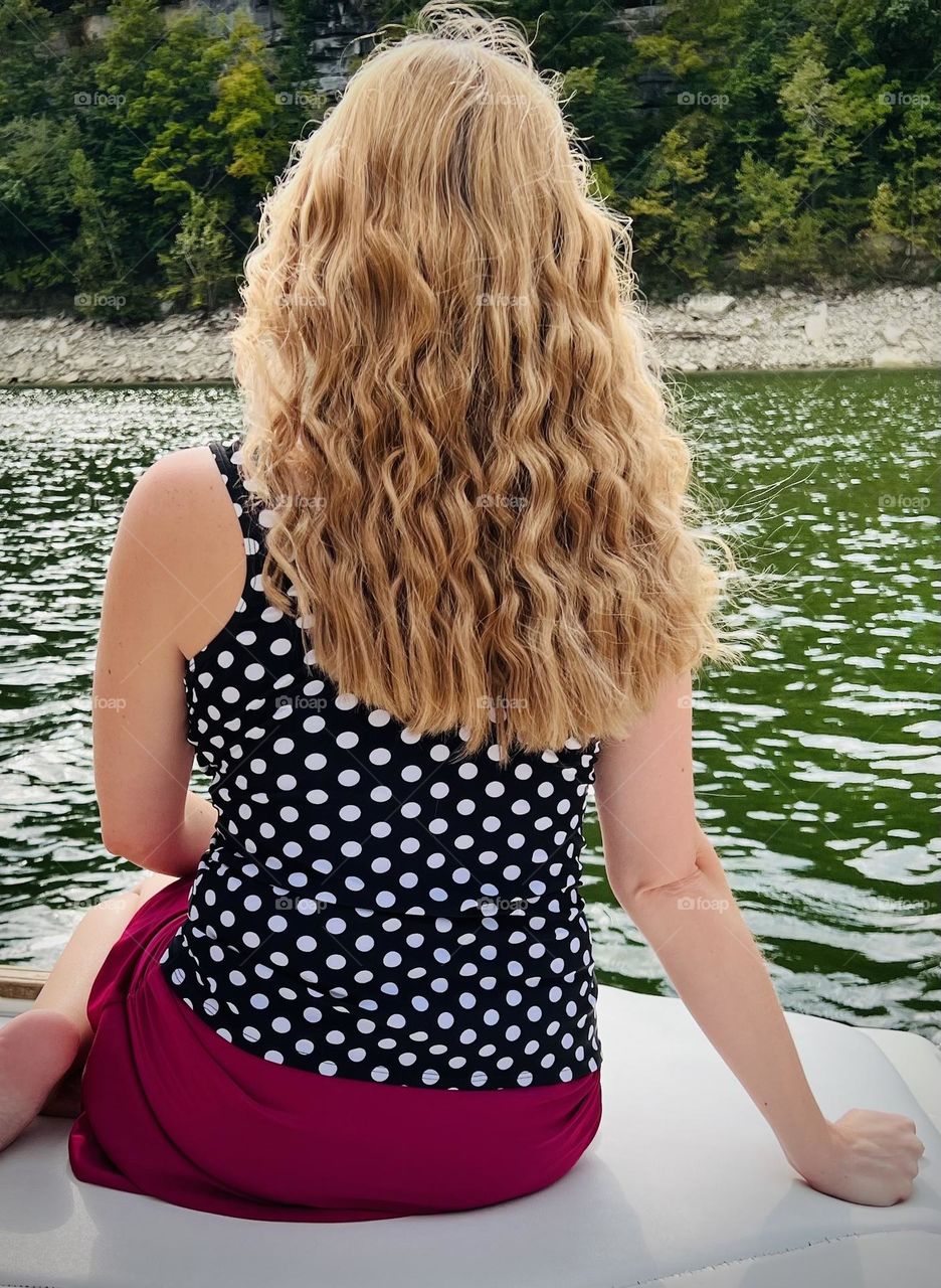 Blonde woman enjoying the last days of summer in Kentucky 