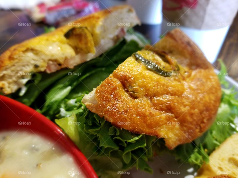 ham and lettuce and bacon bagel