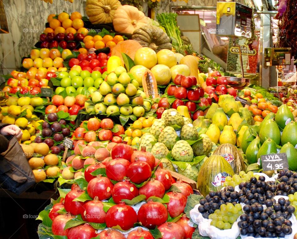 Fruit market