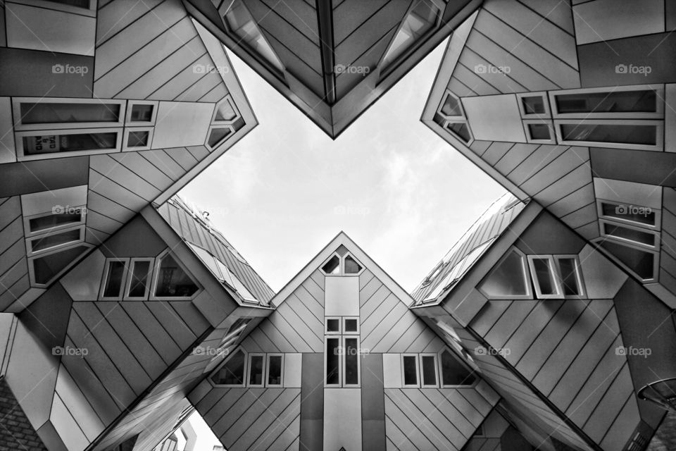 Rotterdam cube houses. Rotterdam cube house architecture