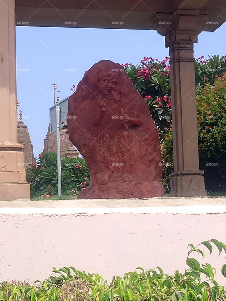 so beautiful statue so it properly in side make a statue so beautiful unique combination