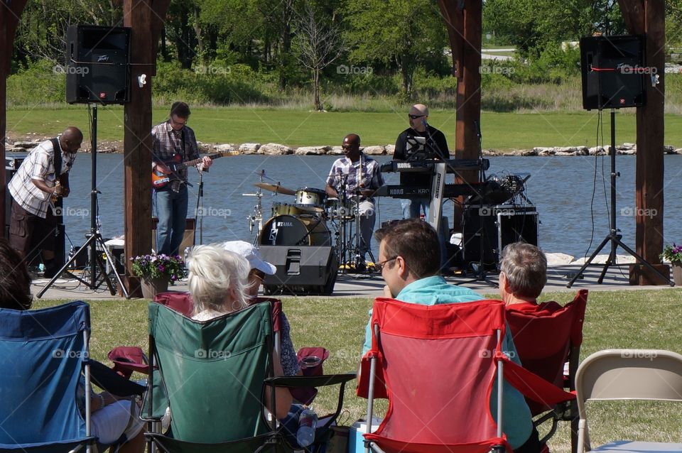 Concert in the park. Spring fling