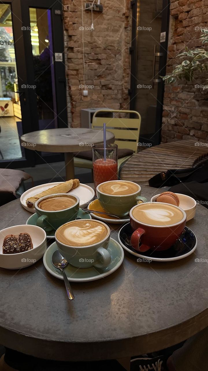 Coffee with my friends 🤎