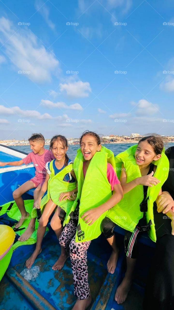 If nothing is wrong, I will delete this application from my phone, support me