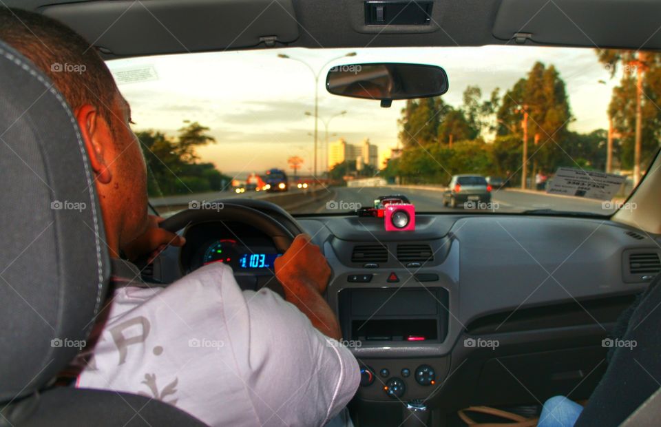 dirigindo driving car