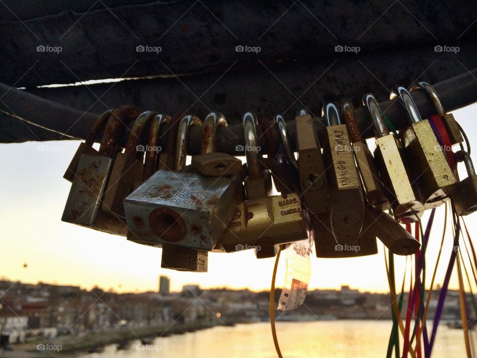 Love locks Porto 