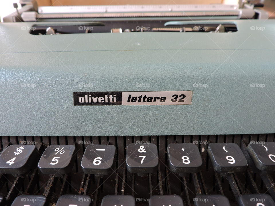 Olivetti typewriter 