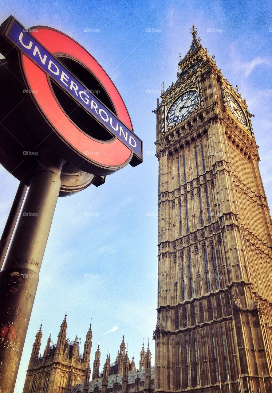 united kingdom london monument / landmark london underground by lateproject