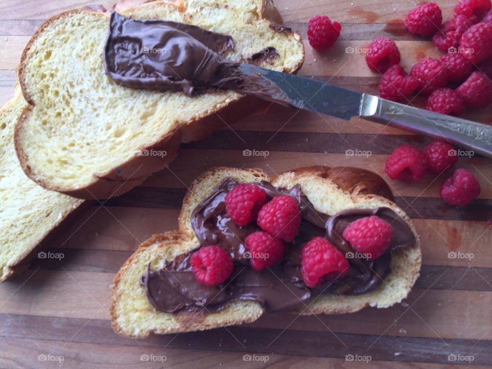 Raspberry chocolate sandwich