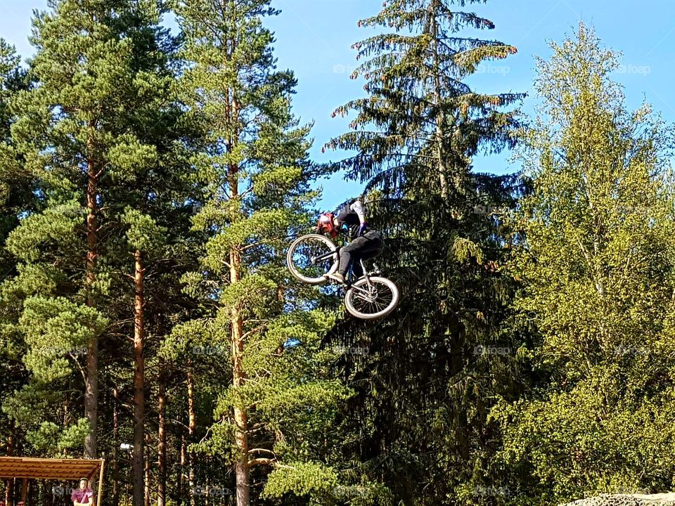 Jump trick in Alfta slope fest competition.