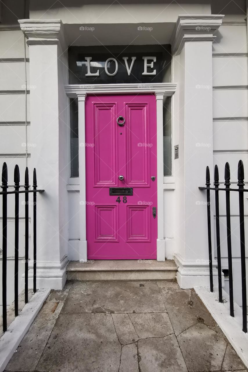 Magenta color door. Barbie style. Love.
