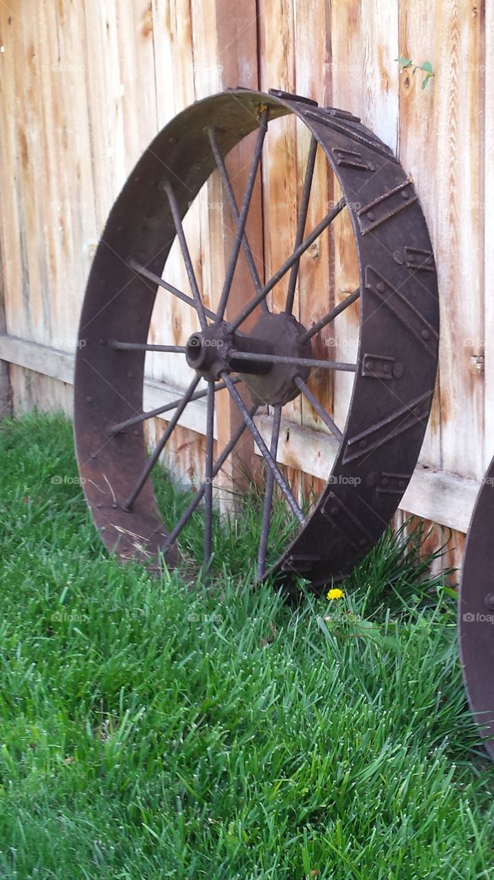 Iron Wagon Wheel