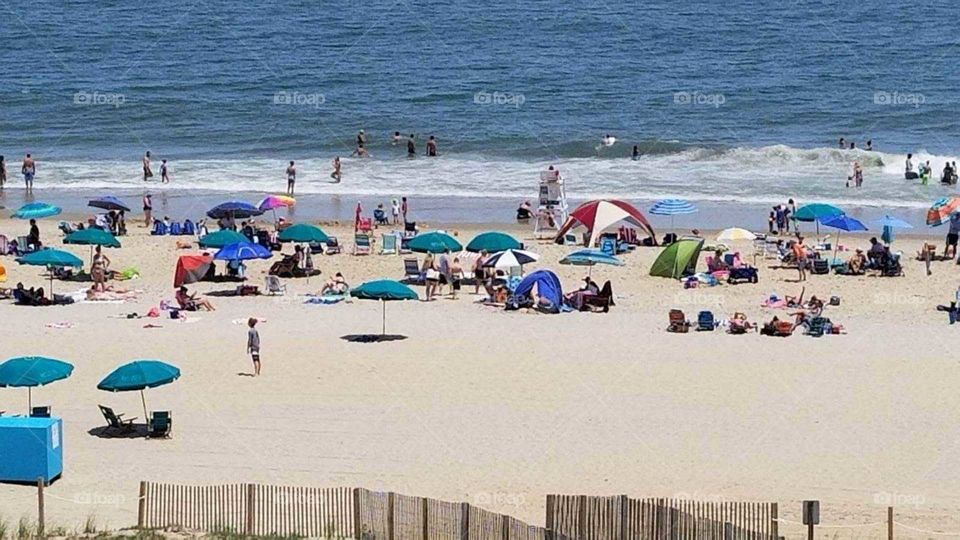 The sound of the ocean and the sun is all I want