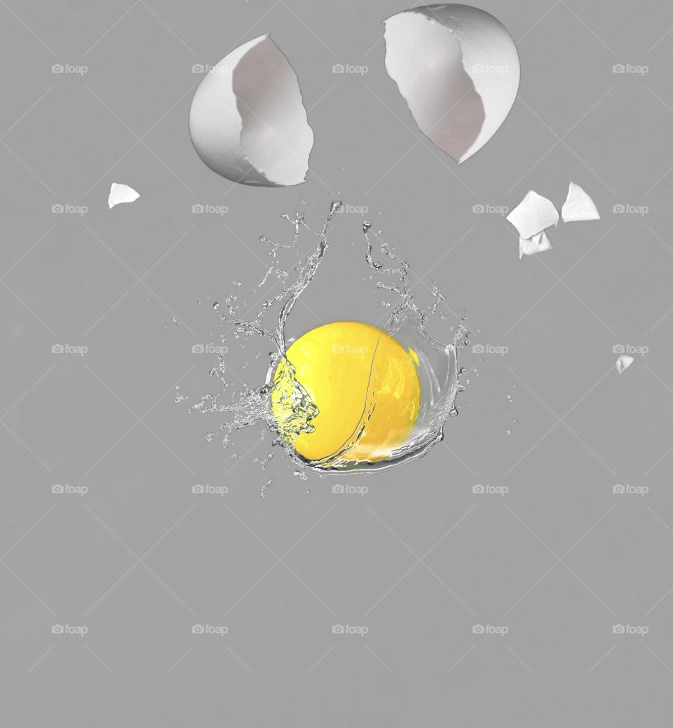 egg yolk, levitation, background