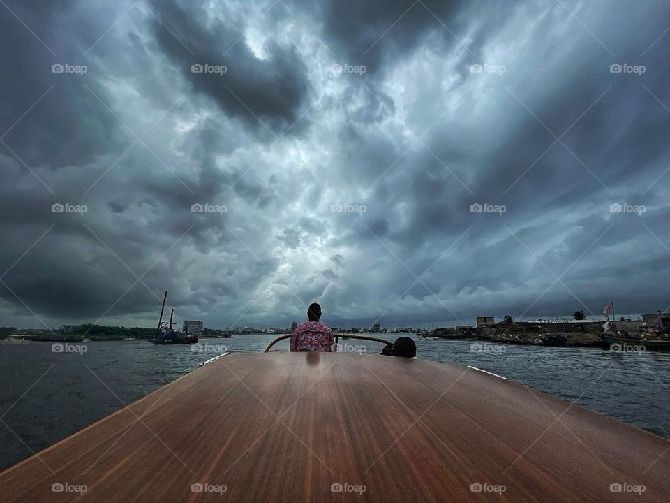 Grey sky in Abidjan.