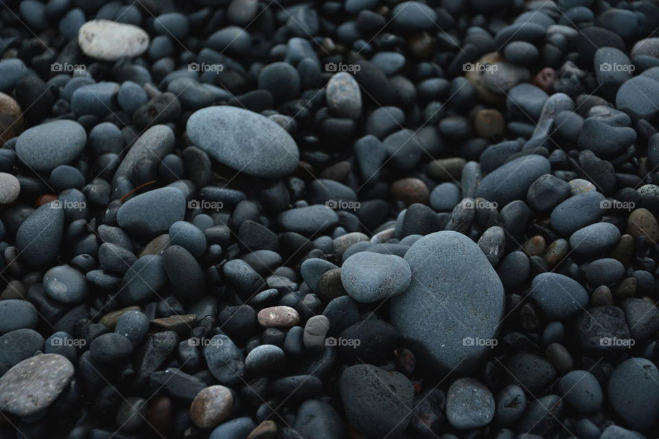 Пляжные камни