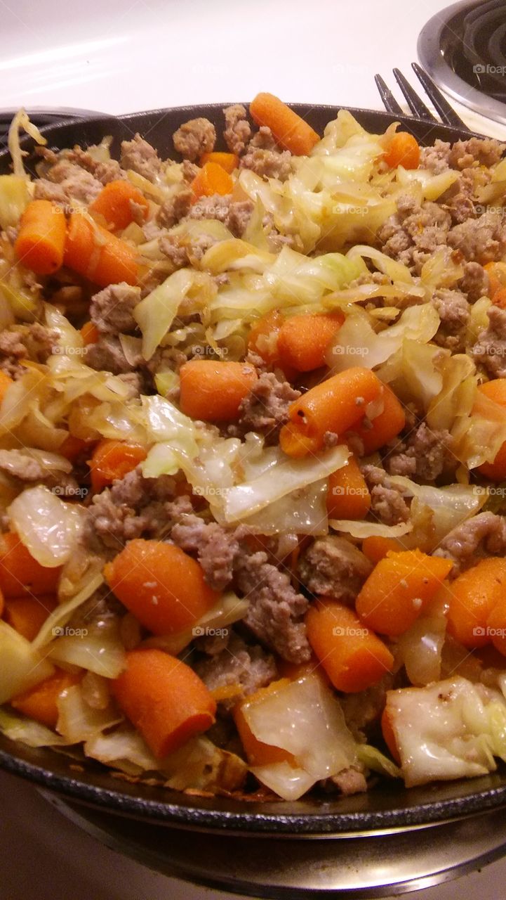 cooked carrots cabbage dinner vegetables onions