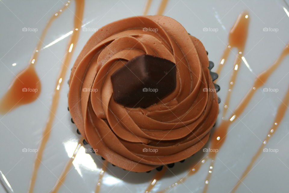 Chocolate Caramel Cupcake 