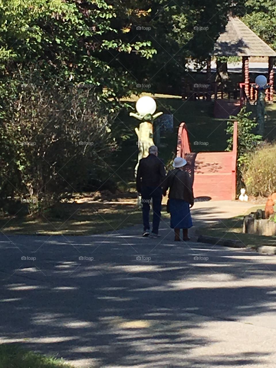 Taking a stroll through the outside ofTerra studios this older couple still newlyweds!