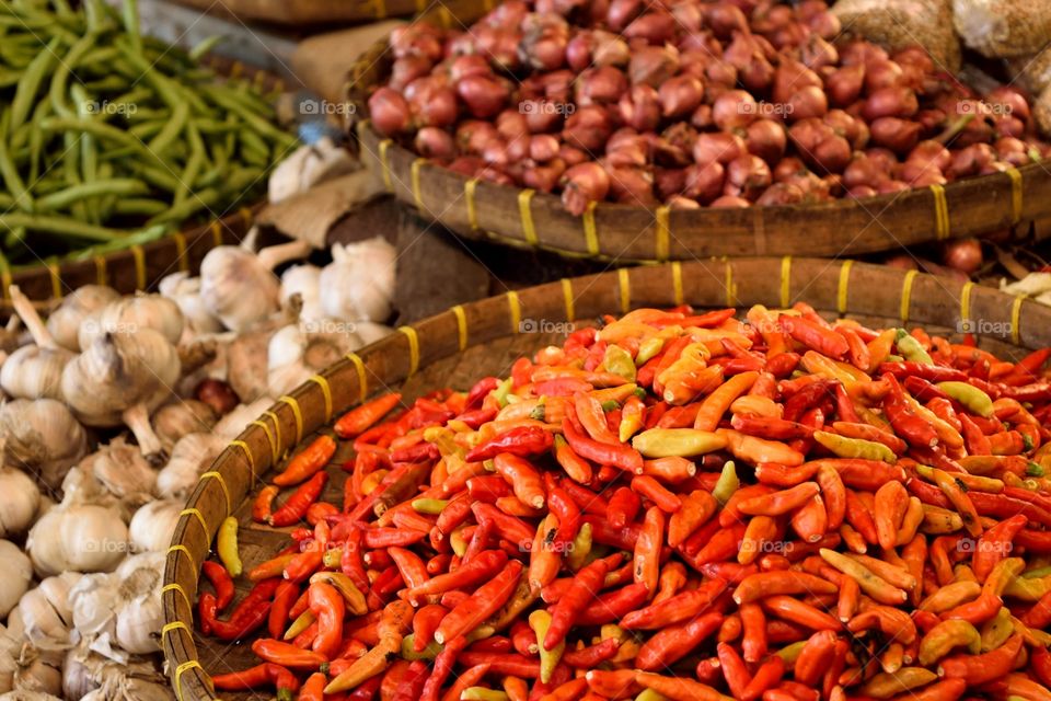 Mataram market: Spices and colors