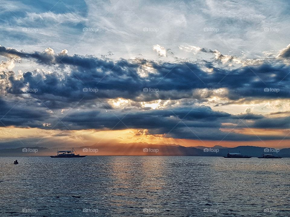 Picture perfect sunset in Moalboal Cebu City! 😍