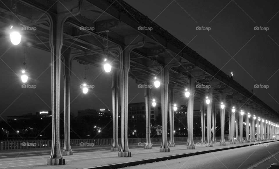 Bir Hakeim bridge . Bir Hakeim bridge in Paris 