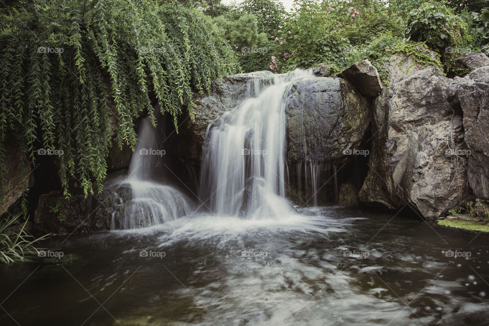 Flowing water 