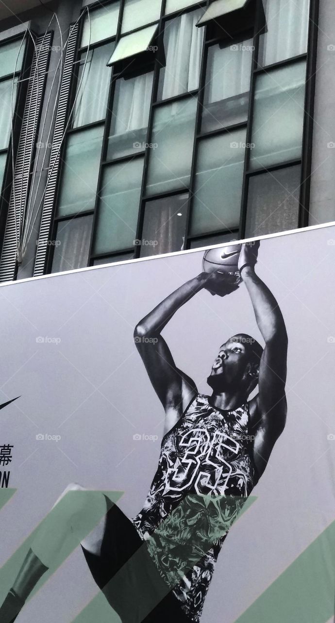 Continue to play your game even nobody see it