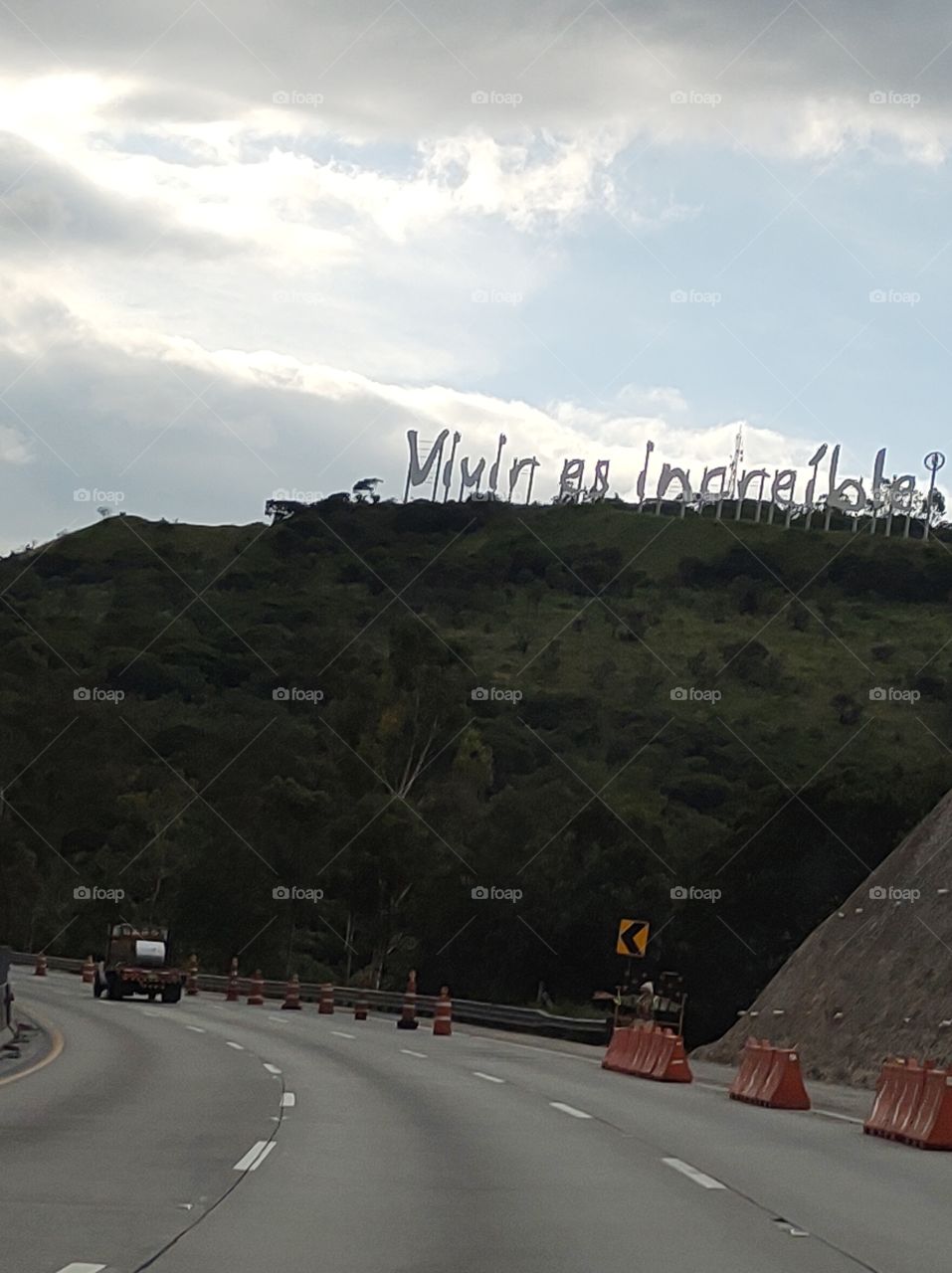 Vivir es lo mejor que a cada uno de nosotros nos pasará en la vida..solo que no tiene precio...