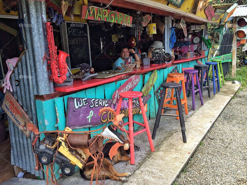 Australian bar Puerto Viejo Costa Rica