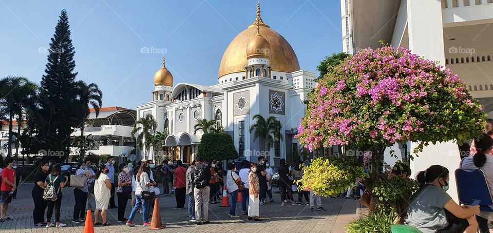 A mosque in the city of surabaya
