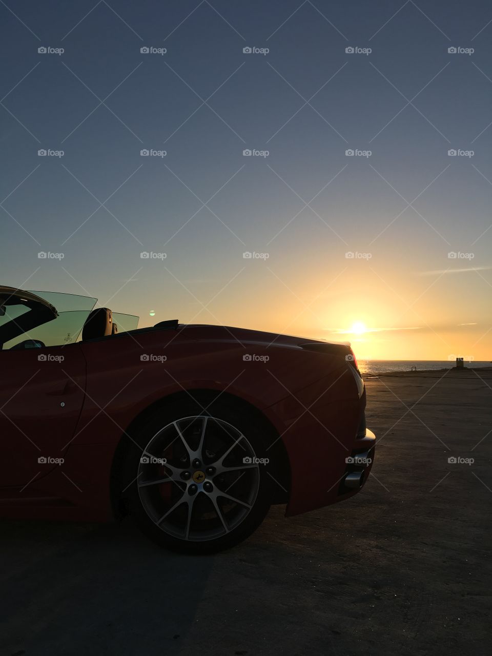 Ferrari Califórnia Sunset
