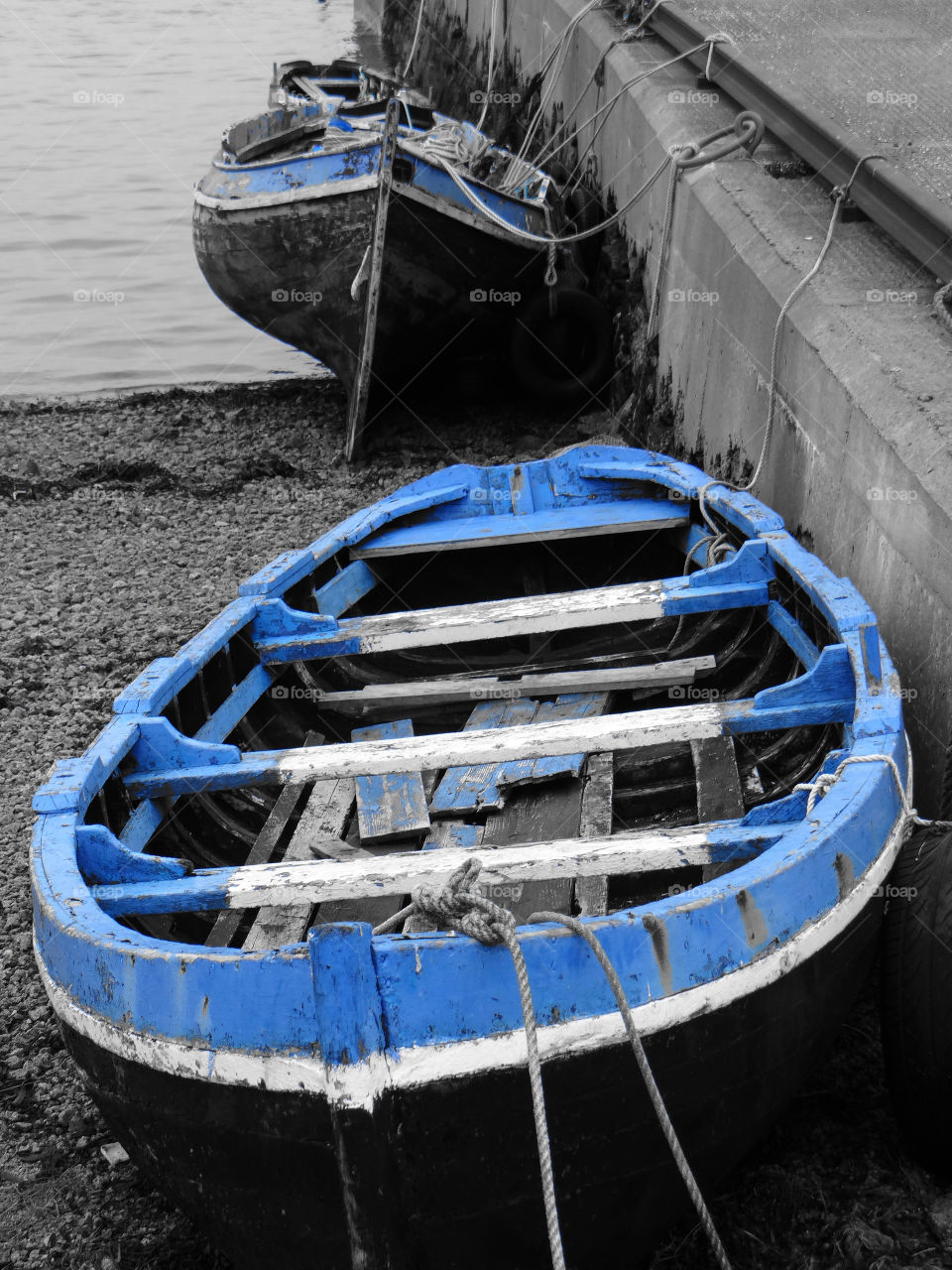 blue white black water by kshapley