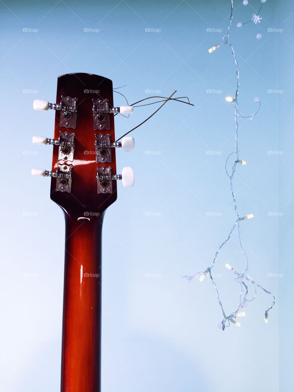 Light garland and guitar. What else is needed for a celebration 
