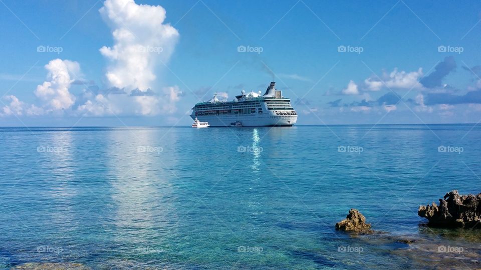 Royal Caribbean ship enchantment of the seas View is from there private island coco cay🌴
