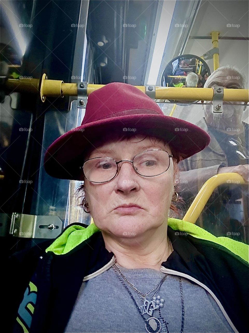 This is me, „Petra Schiller“ a.k.a. „Maxine Firefox“ a.k.a. „Maximiliane Feuerfuchs“ on the „B43“ bus from „Bushwick“ to „Greenpoint“, Bklyn where I cross the „Pulaski Bridge“ to get to our boat at „Newtown Creek“ in LIC. 2023. Hypnotic Productions